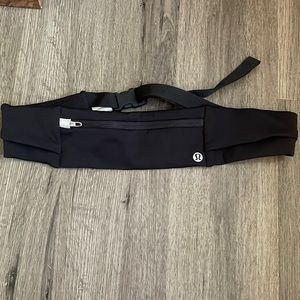 Fast and Free Lululemon running belt